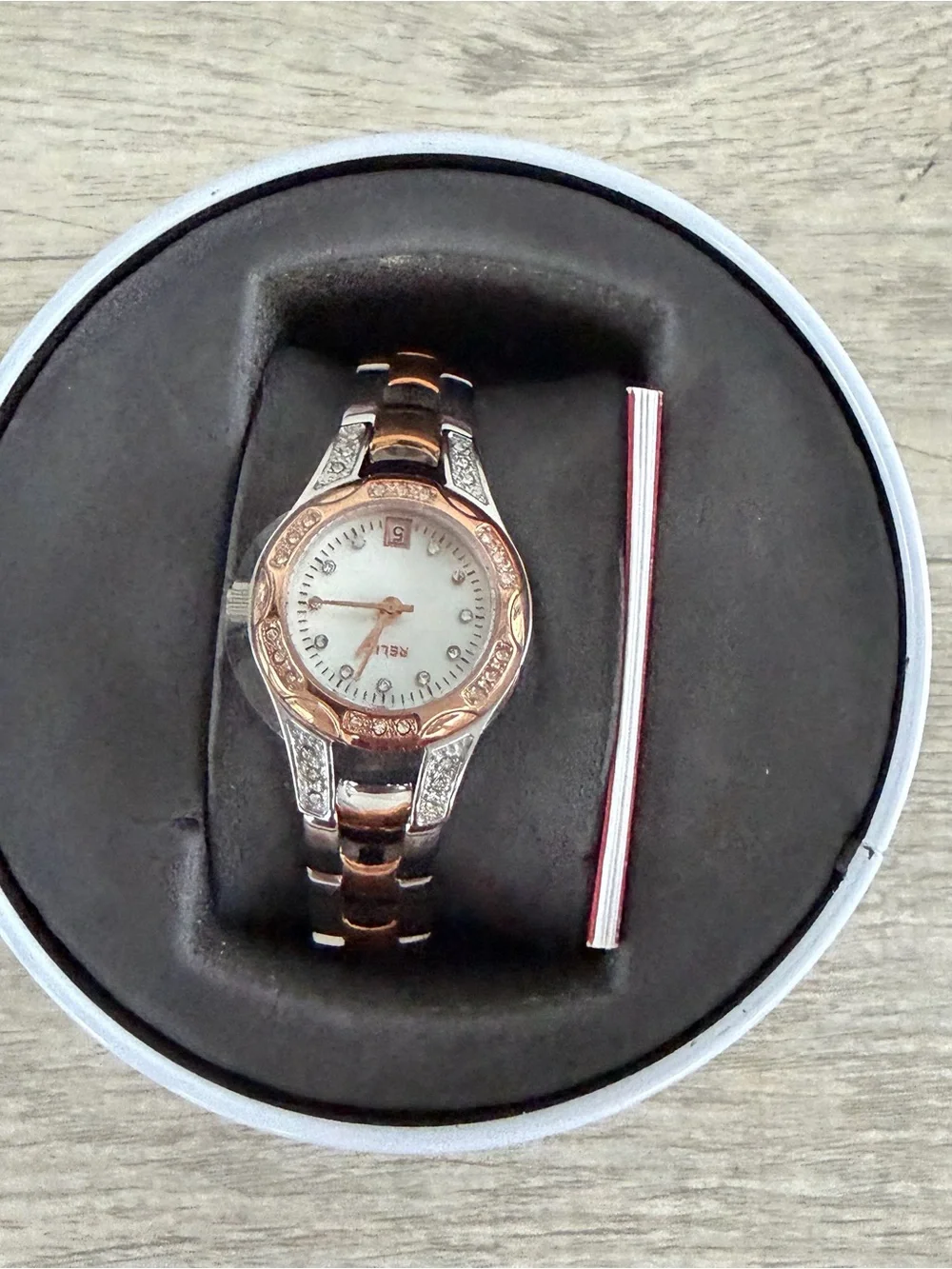 Relic by Fossil two-tone stainless steel wristwatch womens new (needs battery)